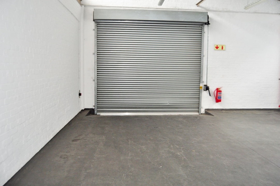 To Let commercial Property for Rent in Maitland Western Cape